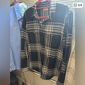 Faherty Black and White Patterned Fabric